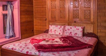 Tirthan River View Homestay Room Type - Standard