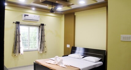 Neelisha River Front Inn Kankavli Room Type - Super Delux Master A.C. Room