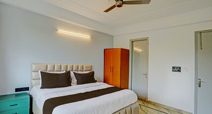 Roswell Inn Room Type - Deluxe Double Room With Balcony