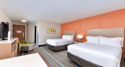 Holiday Inn Express Bernalillo Room Type - 2 Queen Standard