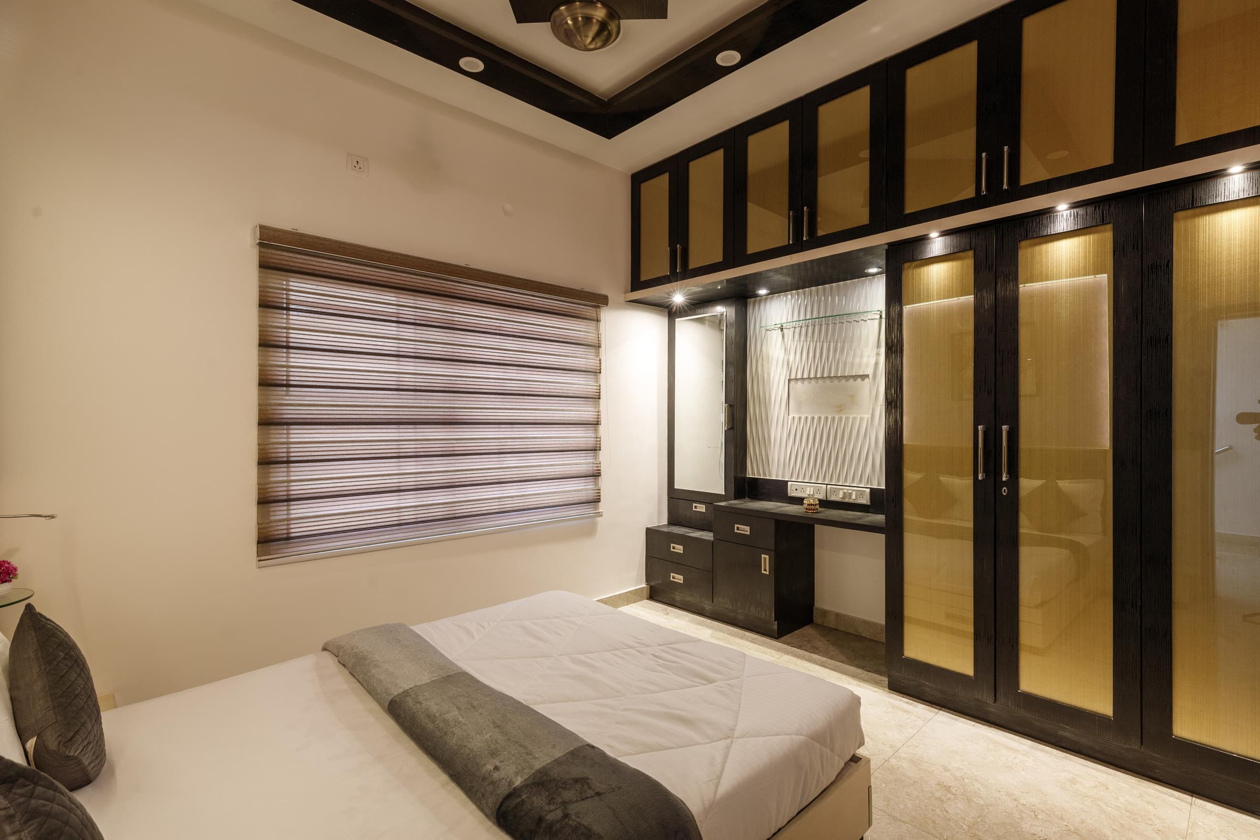 Serenity Villa 4BHK Triplex Horamavu Bangalore - Tap to explore photos