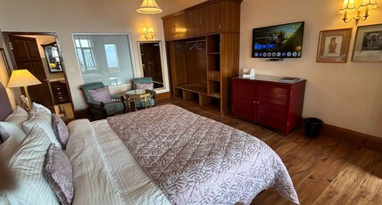 The Elgin Silver Oaks - Heritage Resort & Spa Room Type - Premium Room