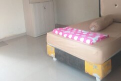 Hotel O Pondok Ibu SyariahNearEco Edu Park