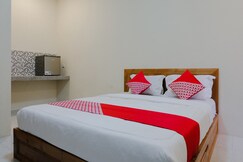 Hotel O Kate'el Inn