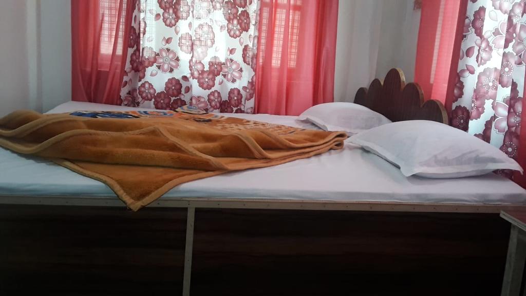 Samudra Sakshi home stay - Tap to explore photos
