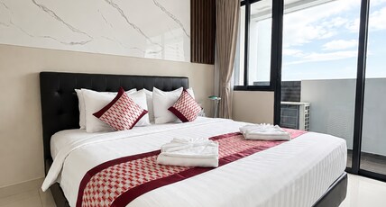The Bridge Club Hotel Room Type - 1Bedroom River View with Balcony The Bridge Club Hotel Room Type - 1Bedroom River View with Balcony