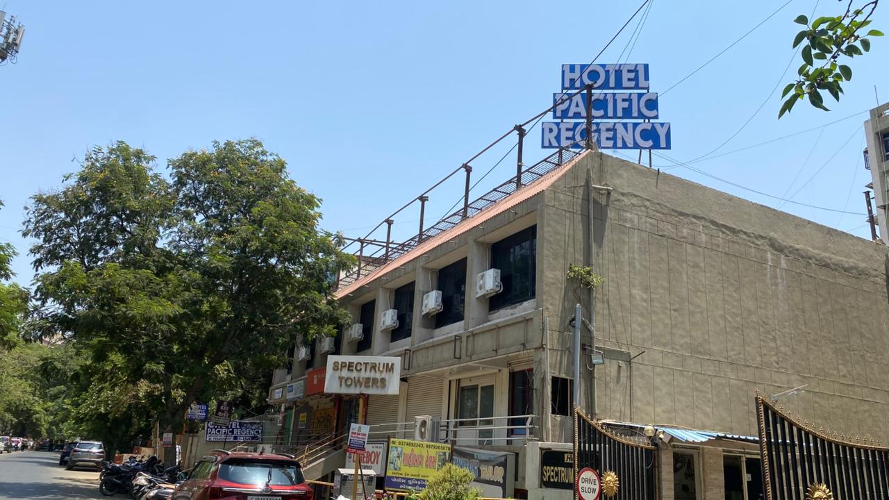 Hotel Pacific Regency - Tap to explore photos