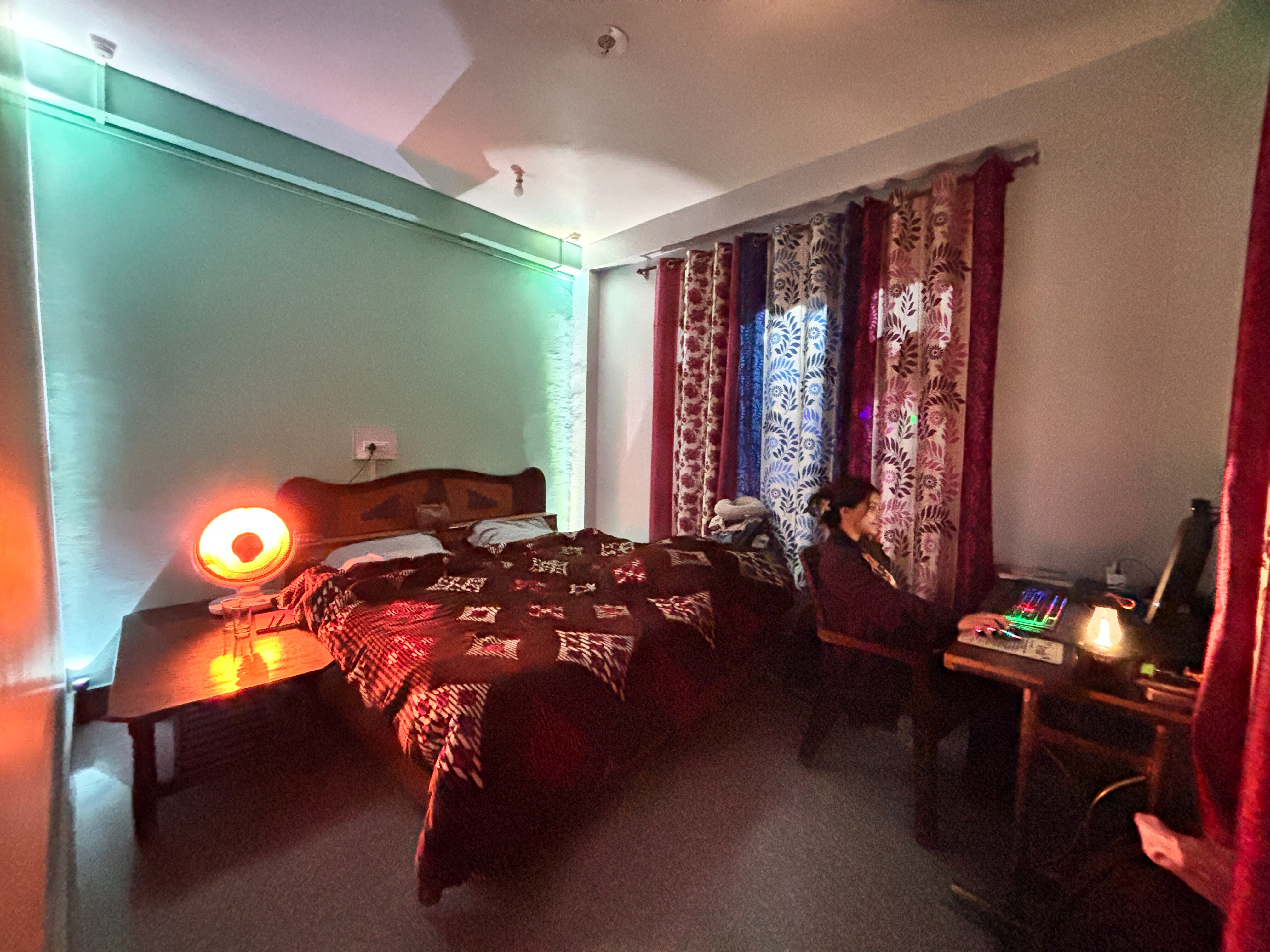 Rockstar Stay and Cafe Tosh | Himalayan View Rooms Tosh - Tap to explore photos