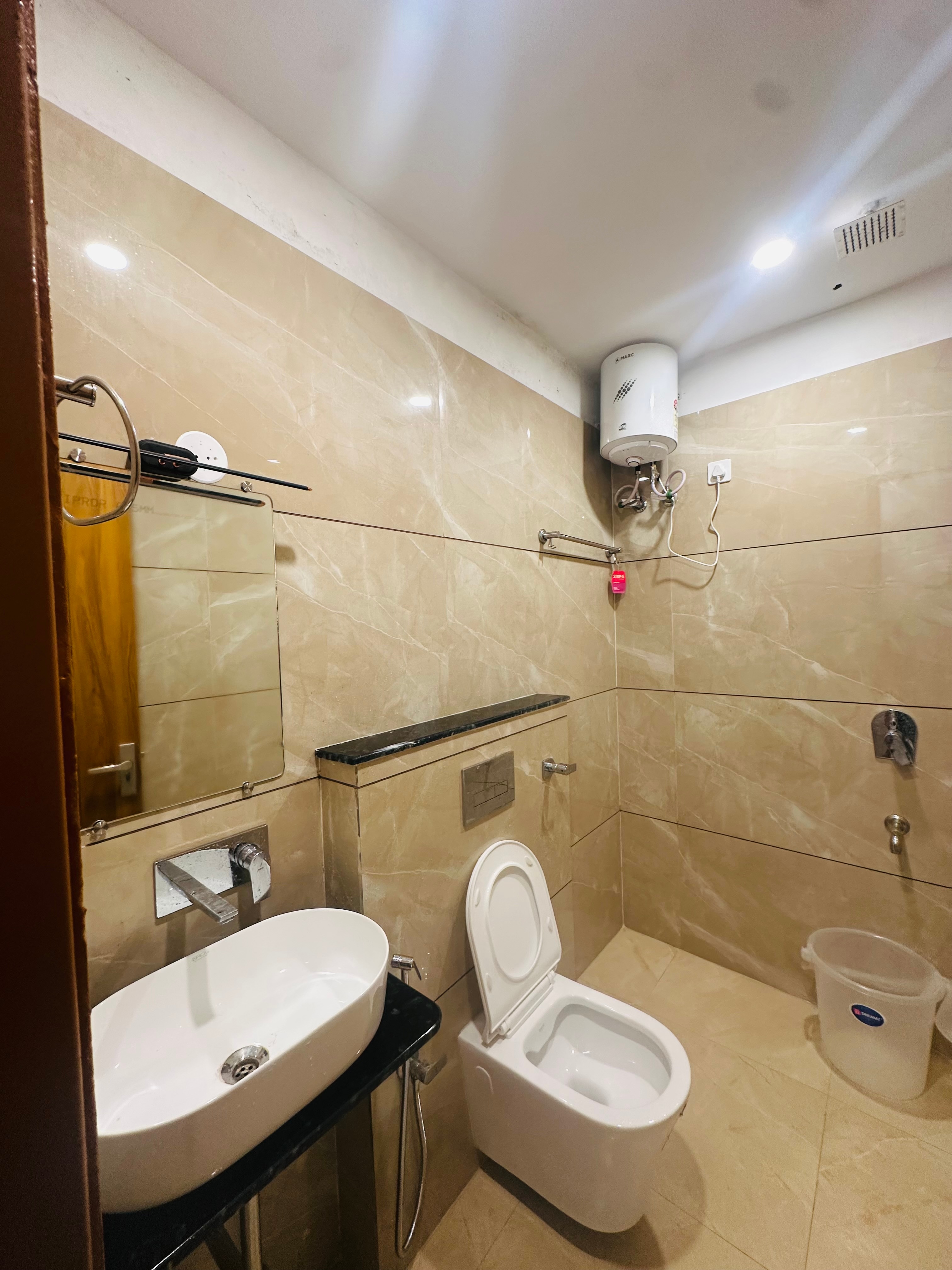 Hotel Rishikesh Paradise - most selling property - Tap to explore photos