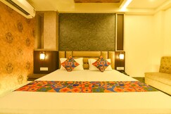 FabHotel Prime Grand Plaza