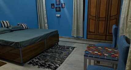 Live It Up Room Type - Private Double Room with AC