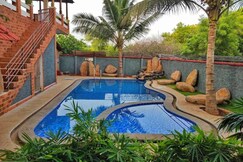 Greens Heritage Resort with Swimming Pool