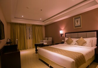 Hotel SAJ International Kolenchery Room Type - Deluxe Room