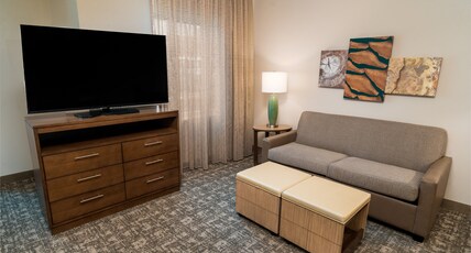 Staybridge Suites WASHINGTON DC EAST - LARGO Room Type - 1 King Bed Studio Suite Mobil Access Tub