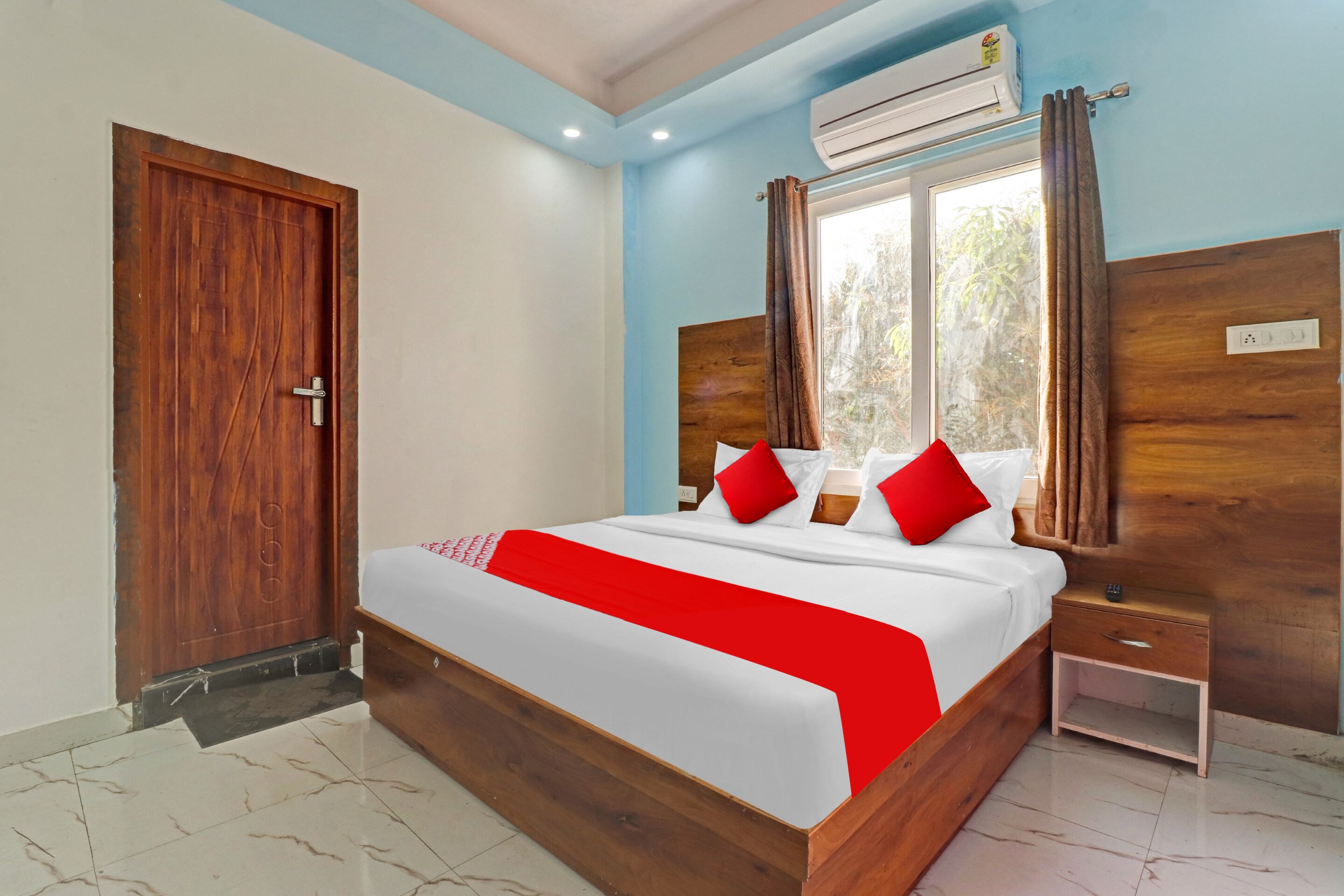 Hotel O Divine Residency - Tap to explore photos