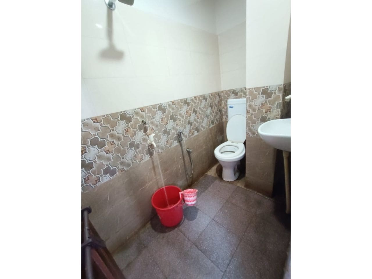 Hotel Utkal Lodge - Tap to explore photos
