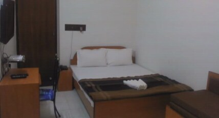 Innra Hotel Kolkata Room Type - Suite Room