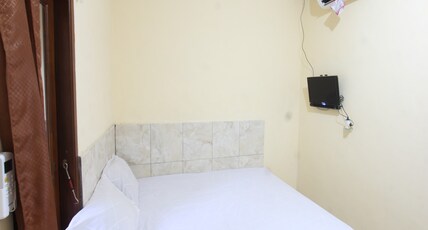 Hotel O Lestari Homestay Room Type - Deluxe Double