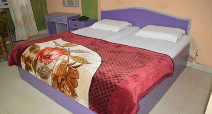 Hotel Durga Yatri Niwas Room Type - Triple Bed Room