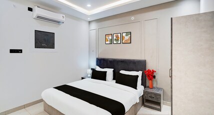 Hotel O SS Royal Room Type - Classic