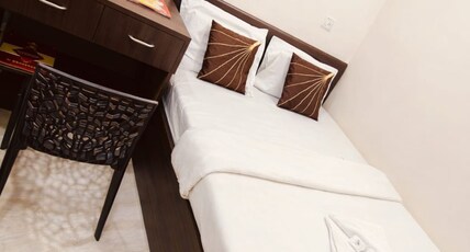 Kohinoor P Guest House Room Type - Double Bed Room