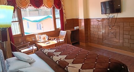 Hotel Le Gourmet Residency Room Type - Deluxe Room