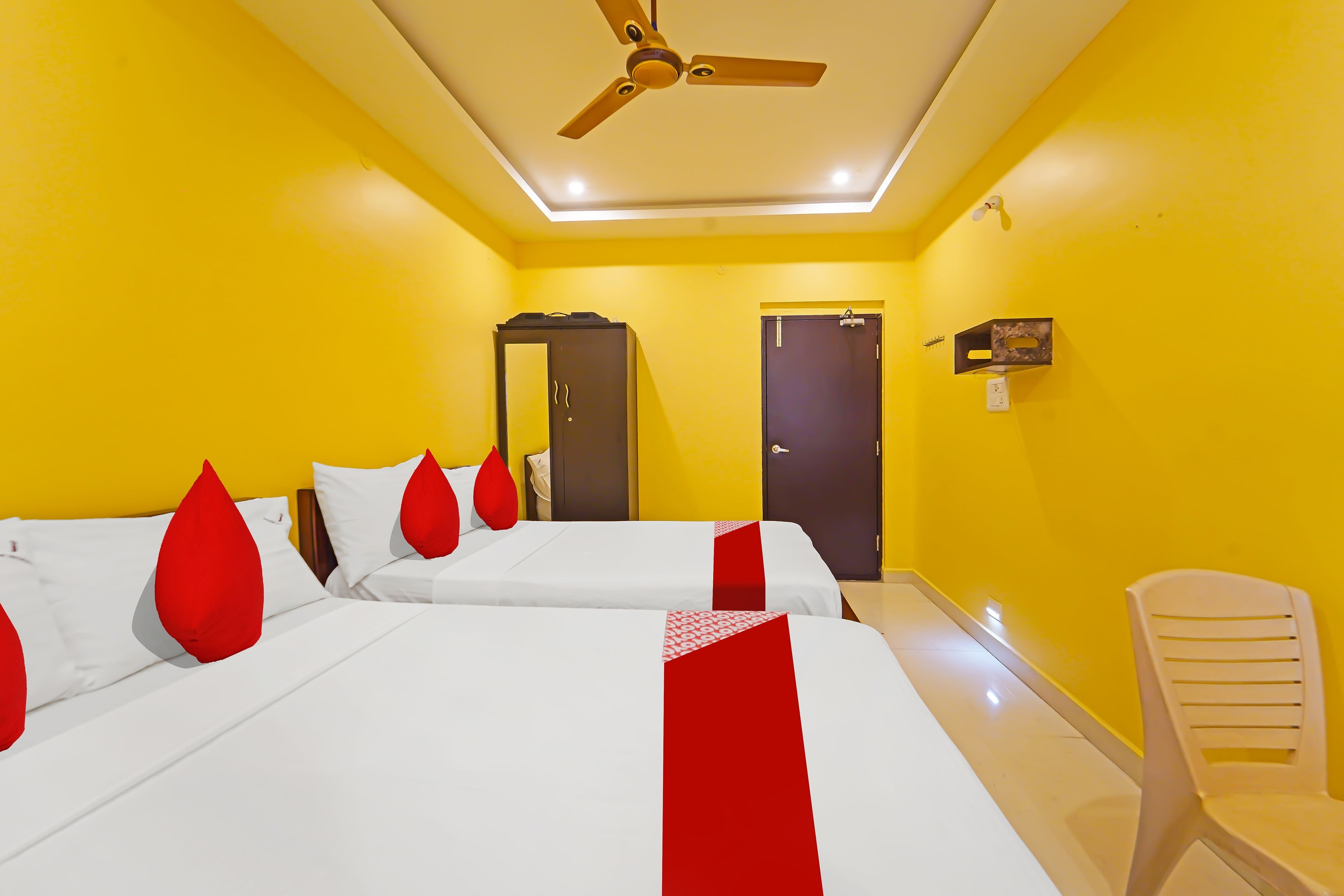 Hotel O Jayam Residency - Tap to explore photos
