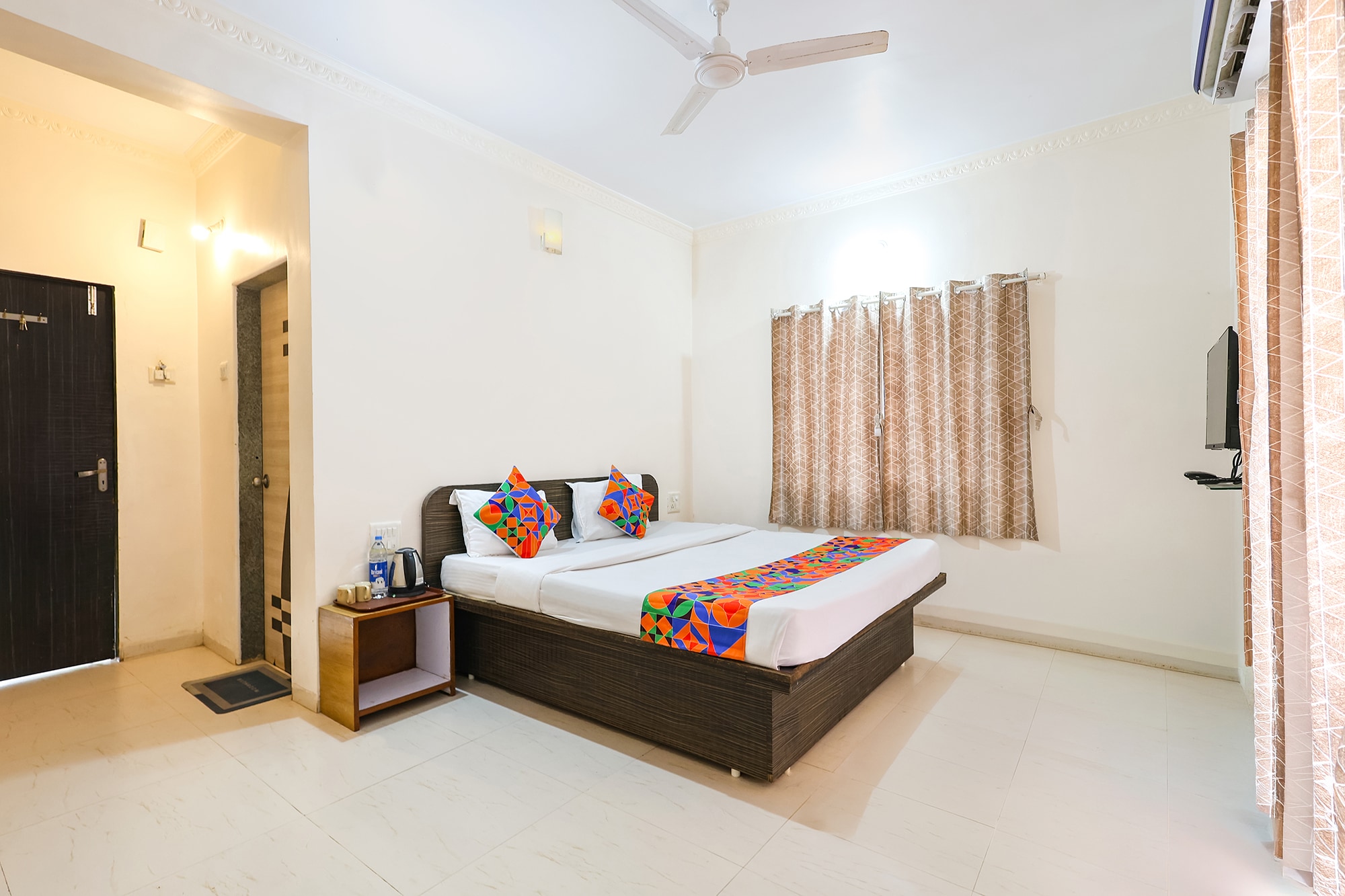 FabHotel Sharvi - Tap to explore photos
