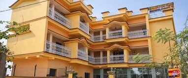 Alor Bhuban Guest House & Restaurant