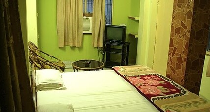 Hotel Divya Room Type - STANDARD AC ROOM