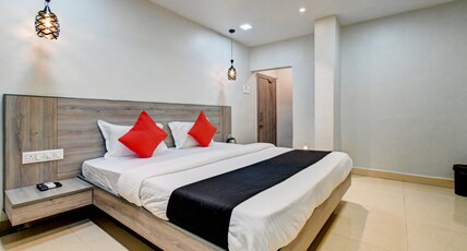 VIKRANT HOTEL Room Type - Deluxe room Non Ac