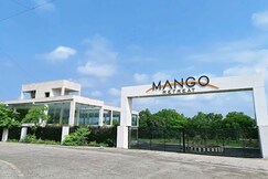 Mango Retreat