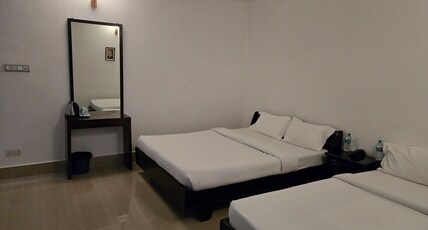 CIMORB HOTEL Room Type - Twin Room