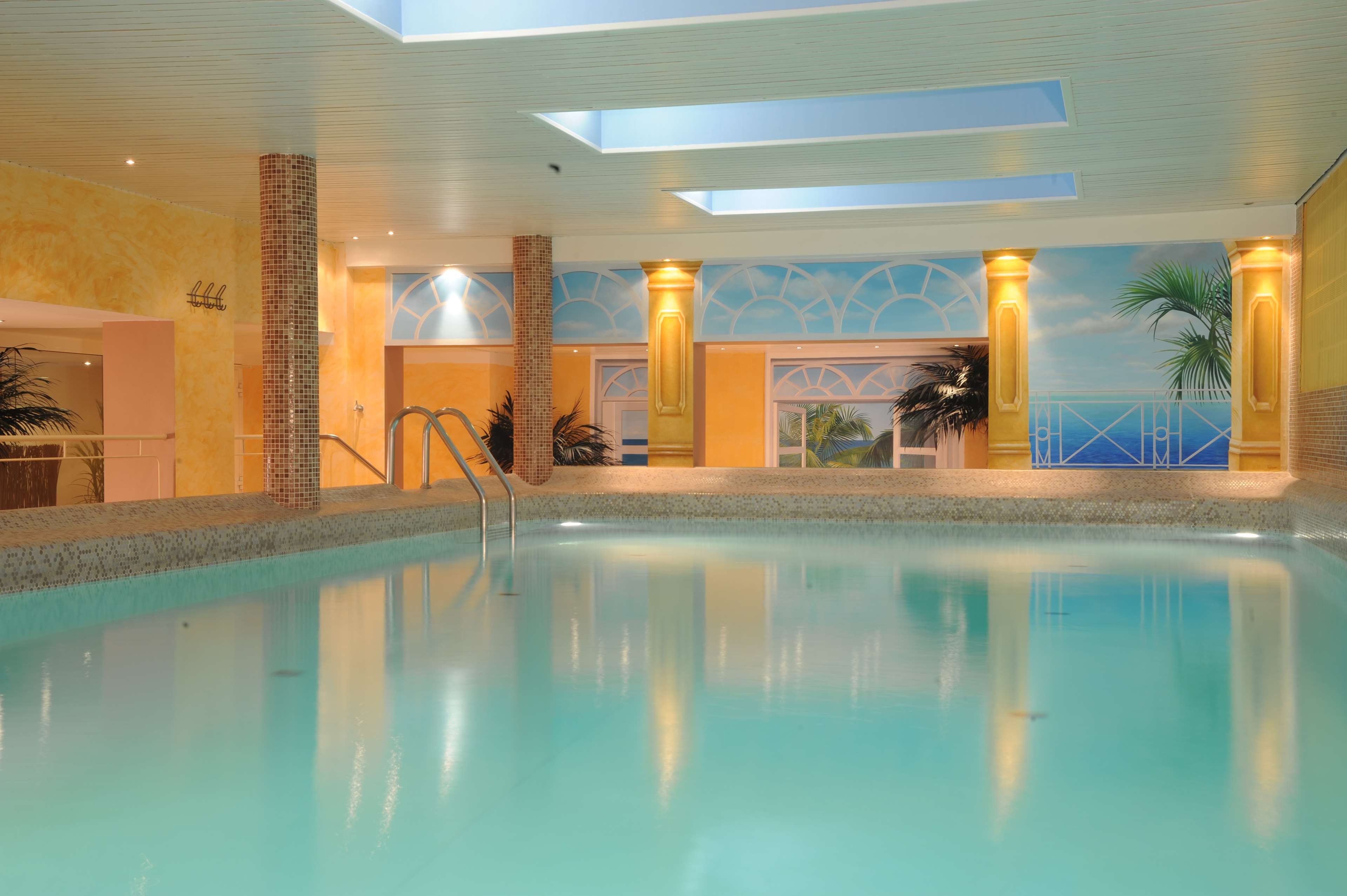 Best Western Hotel Zur Post - Tap to explore photos