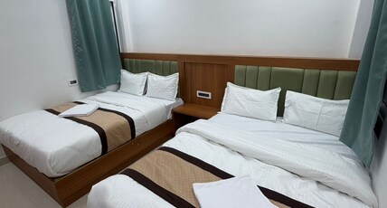 Hotel JNP Room Type - Deluxe Room