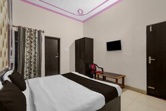 Address of Hotel O Shree Shyam Madhav