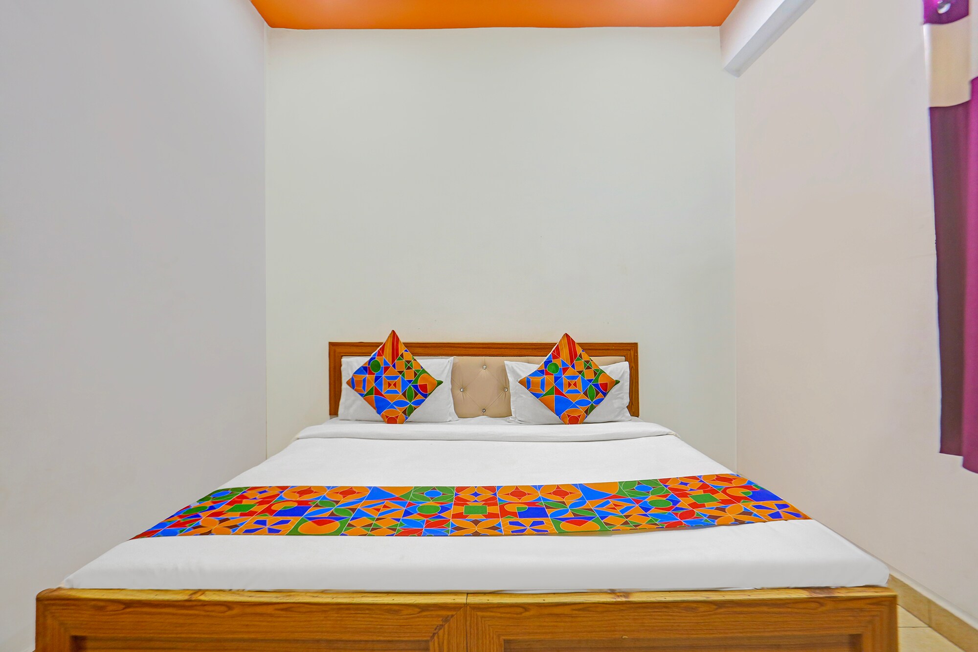 FabHotel Yaduvanshi Dham - Tap to explore photos