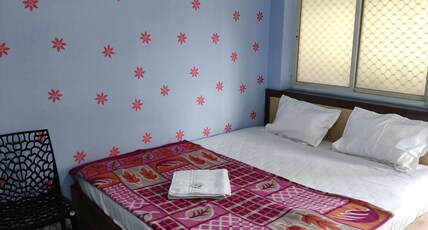 Srinath palace Room Type - Bedroom 102