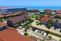 Holiday Inn Express Hotel and Suites South Padre Island