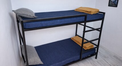 House Of Raghuvansh Room Type - Single Bed in Female Dormitory Room