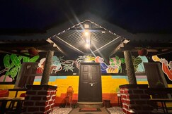 Rave Raja Co-Working Hostel