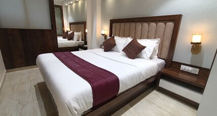 Hotel Saffron Inn Thane West Room Type - Deluxe AC Room