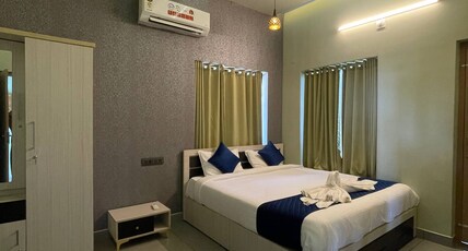 Cozy Nest Resort Room Type - 3 Bedroom Villa with Balcony and Garden View