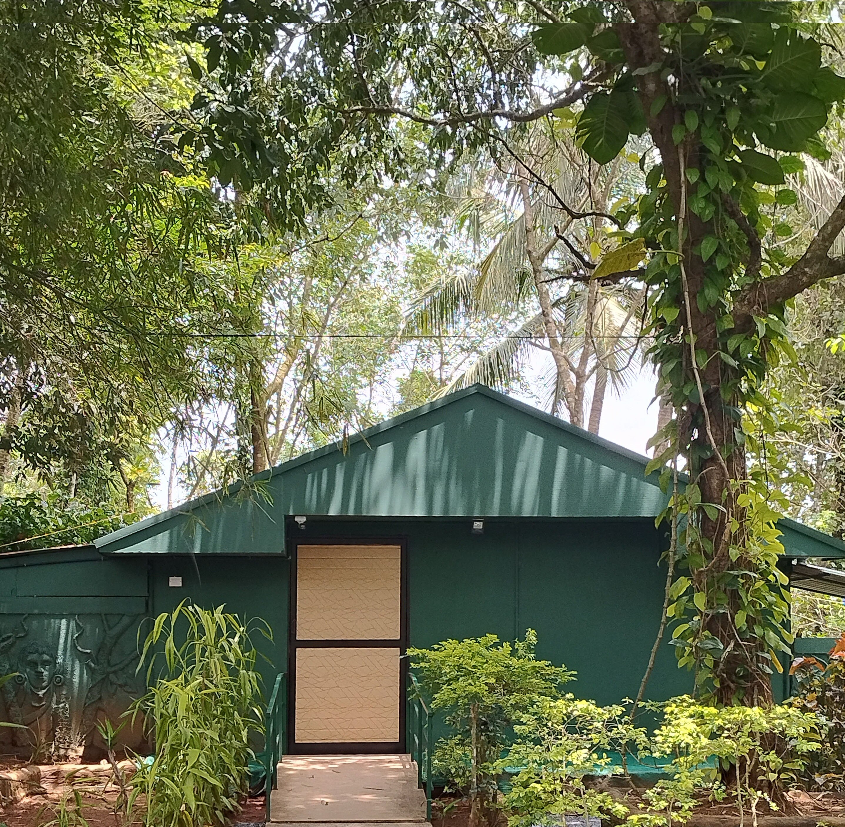 Verdant Hillock Cottage - Tap to explore photos