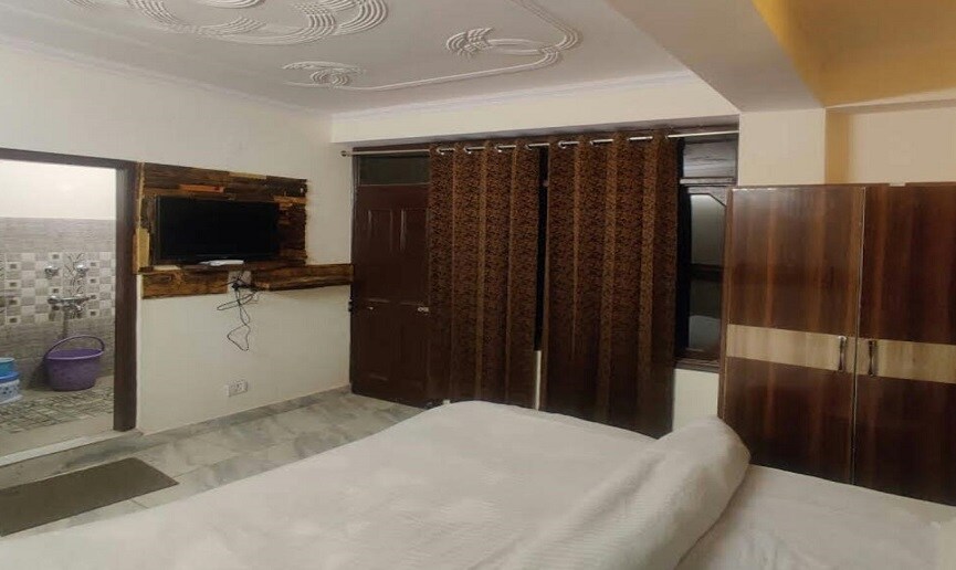 Ammaz Kitchen - Tap to explore photos