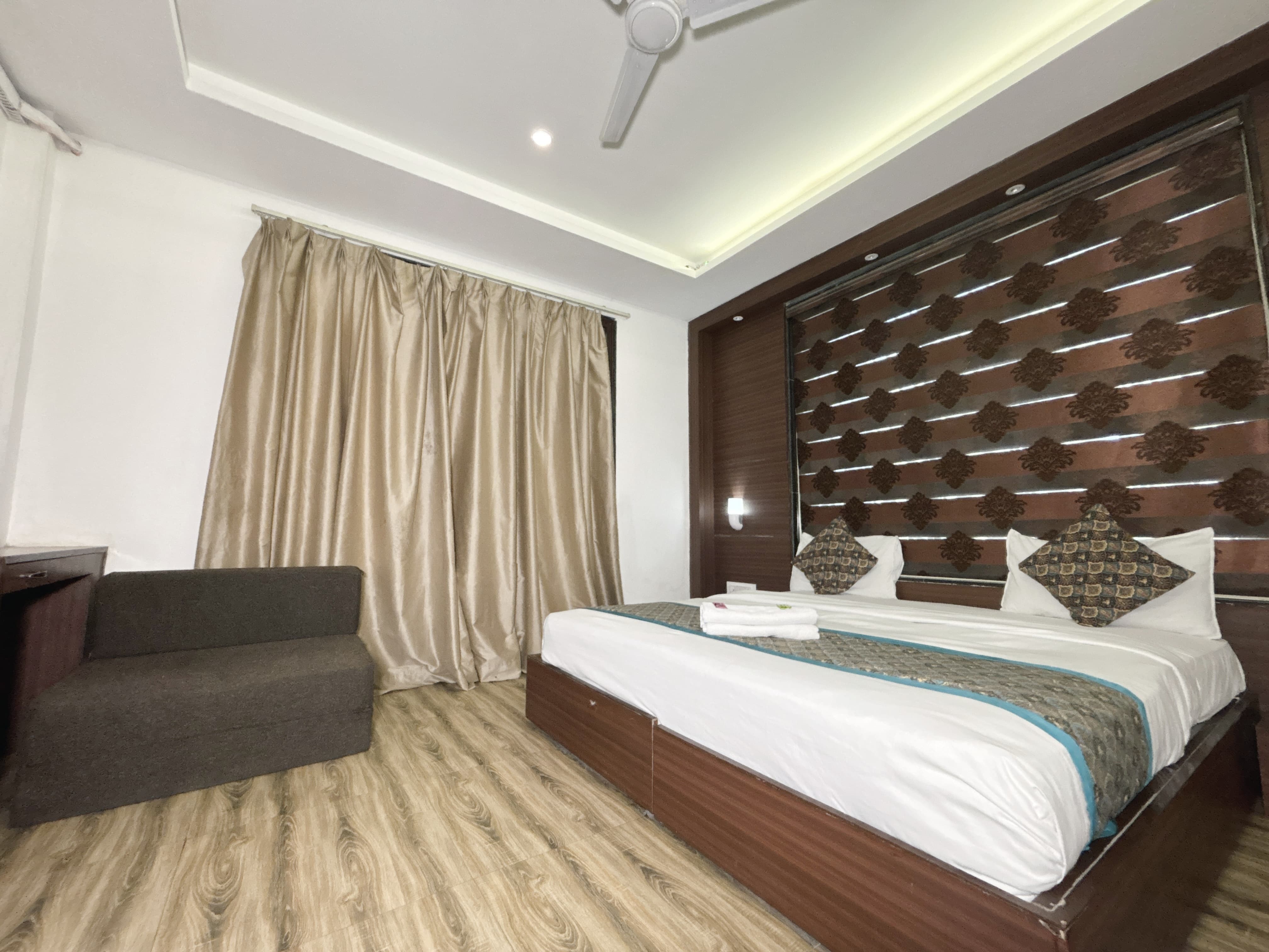 Hotel Marygold - Tap to explore photos