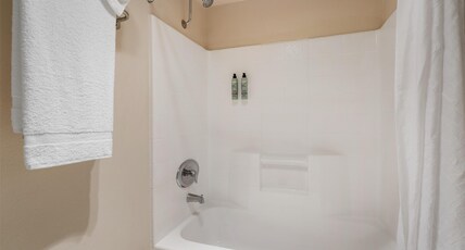 Best Western Westminster Inn Room Type - 1 King Bed, Non-Smoking, Patio, Microwave And Refrigerator, Wi-Fi, Full Breakfast Best Western Westminster Inn Room Type - 1 King Bed, Non-Smoking, Patio, Microwave And Refrigerator, Wi-Fi, Full Breakfast