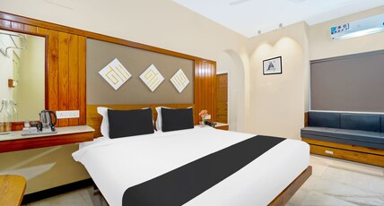 Hotel O Broadway Ernakulam Room Type - Deluxe