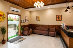 Surendra Landmark By Spree Hotels