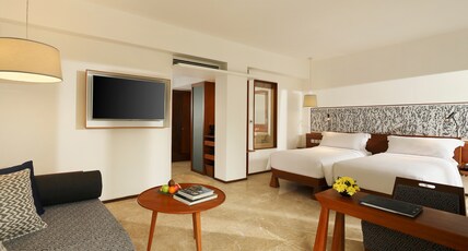 Maya Ubud Resort and Spa Room Type - Impressive Forest Suite Twin Bed with Butler Service Maya Ubud Resort and Spa Room Type - Impressive Forest Suite Twin Bed with Butler Service